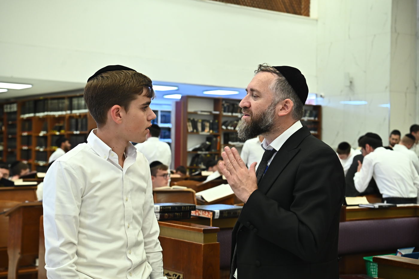 פתיחת זמן בישיבת 'עטרת ישראל'