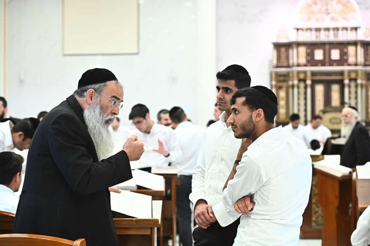 פתיחת זמן בישיבת 'עטרת ישראל'