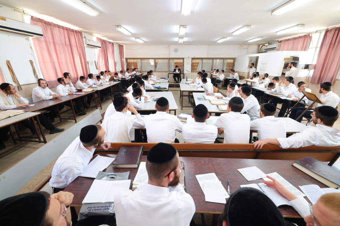 פתיחת הזמן בישיבת סלבודקה בבני ברק