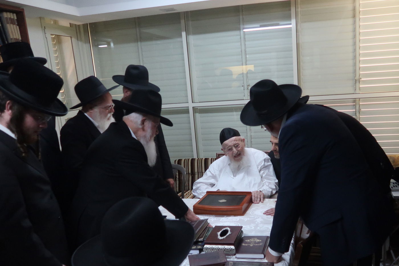 הגרמ"צ ברגמן בשיחה למחנכי ת"ת 'תורת אמת'