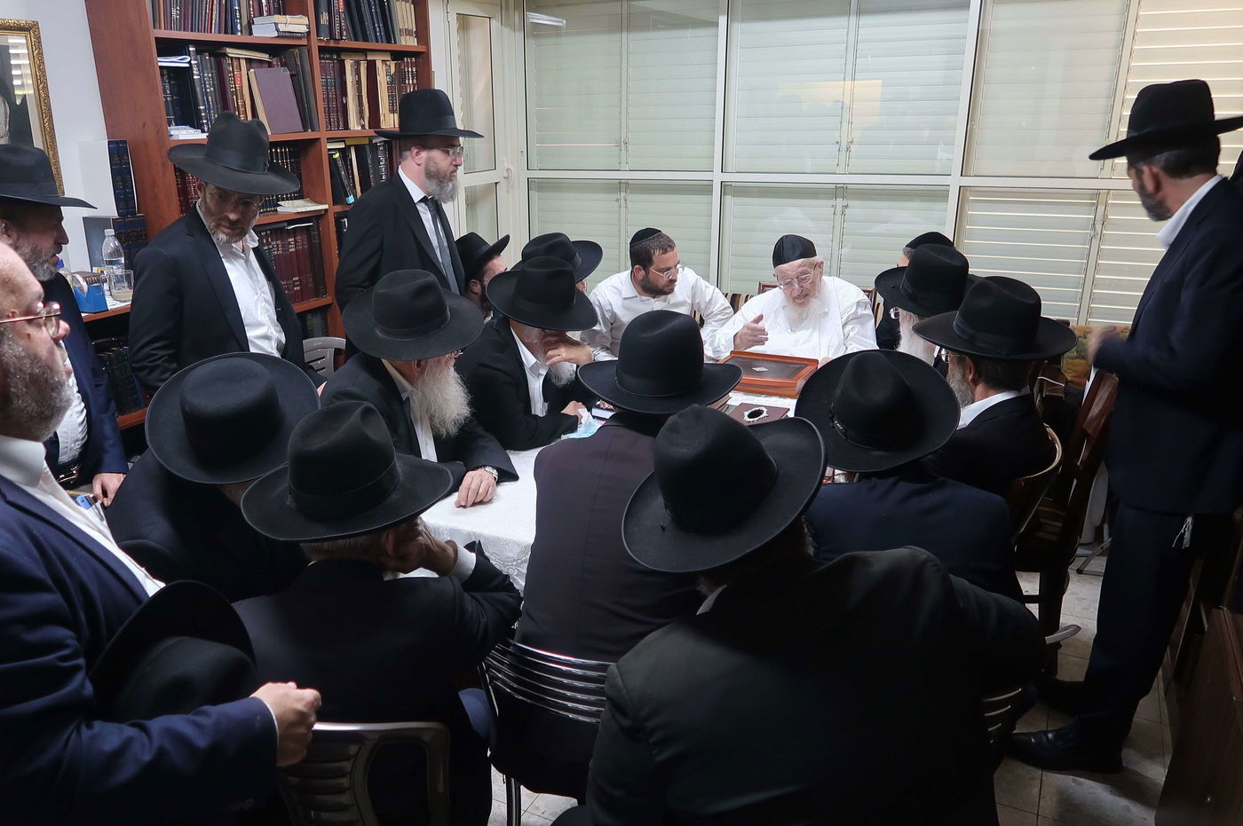 הגרמ"צ ברגמן בשיחה למחנכי ת"ת 'תורת אמת'