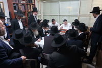 הגרמ"צ ברגמן בשיחה למחנכי ת"ת 'תורת אמת'