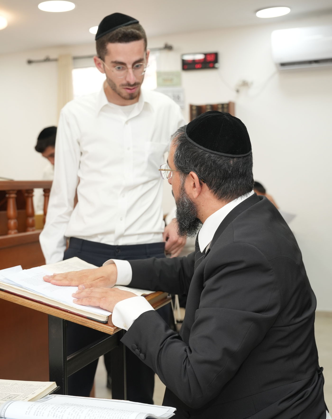 פתיחת הזמן בישיבת 'אמרי חכמה'