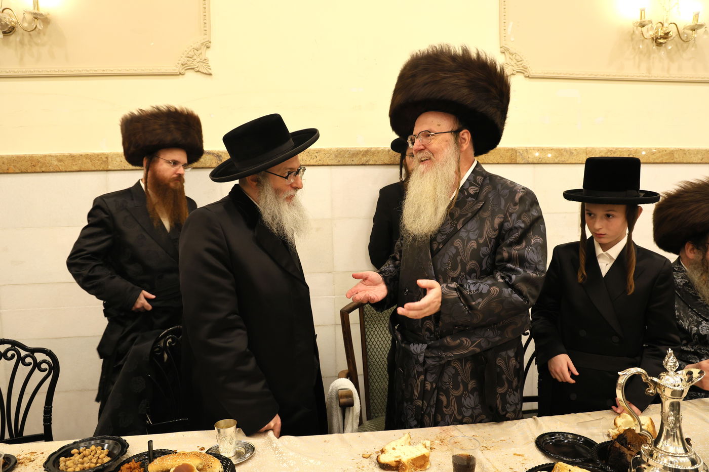 שמחת בר המצווה לנכד האדמו"רים מבערגסאז - דעעש ירושלים