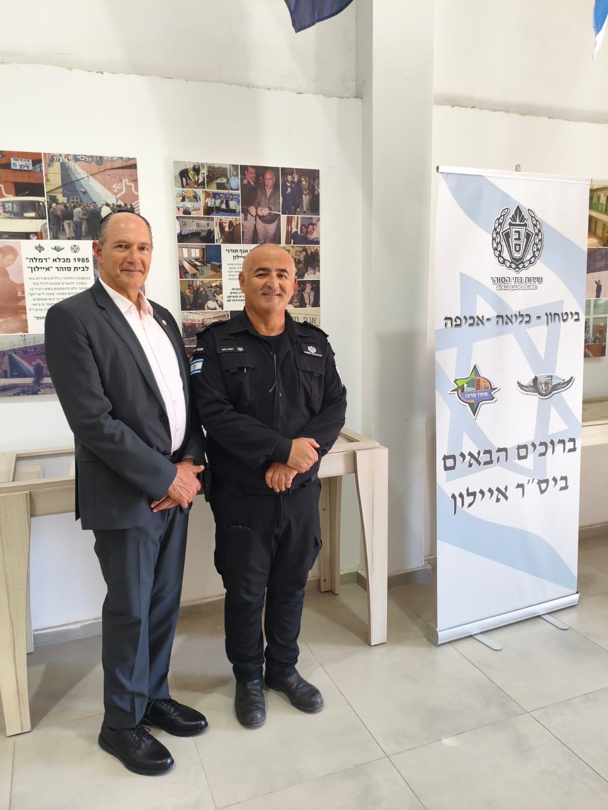 שגריר פנמה בישראל בביקור במטה רבנות שב״ס