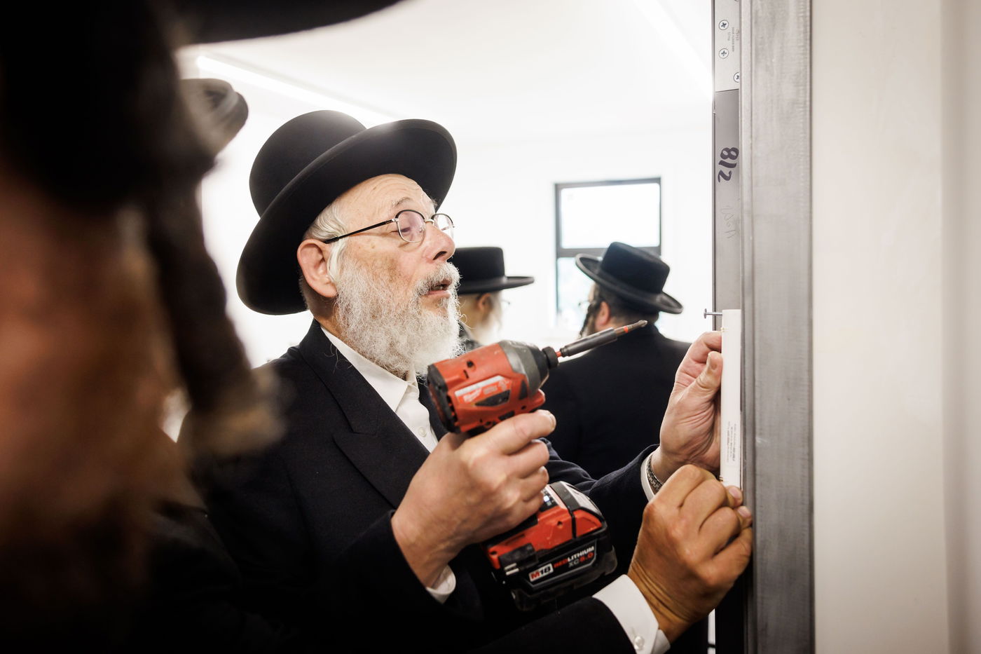 האדמו"ר מסאטמר בביקור במחנה 'רב טוב' בהרי הקאנטרי