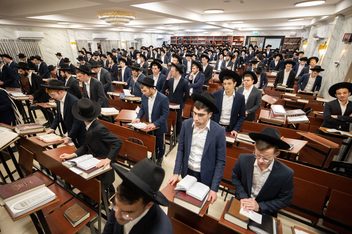 פתיחת הזמן בישיבת 'מגדל עוז'