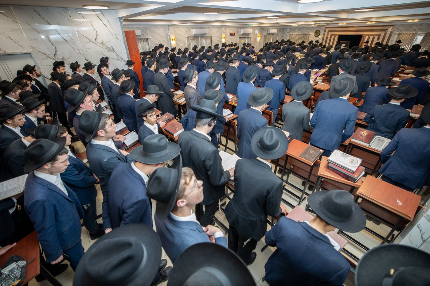 פתיחת הזמן בישיבת 'מגדל עוז'