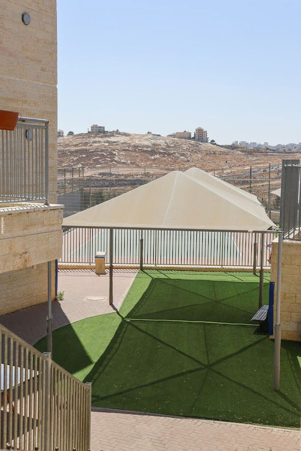 ראש העיר ליאון פתח את שנת הלימודים בת"ת 'לחם ביכורים' | תיעוד