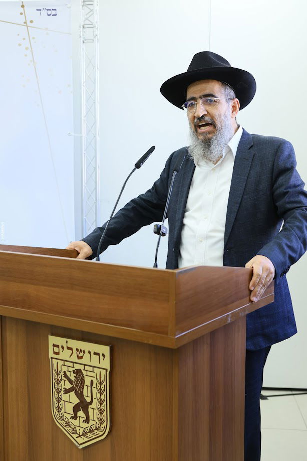 ראש העיר ליאון פתח את שנת הלימודים בת"ת 'לחם ביכורים' | תיעוד