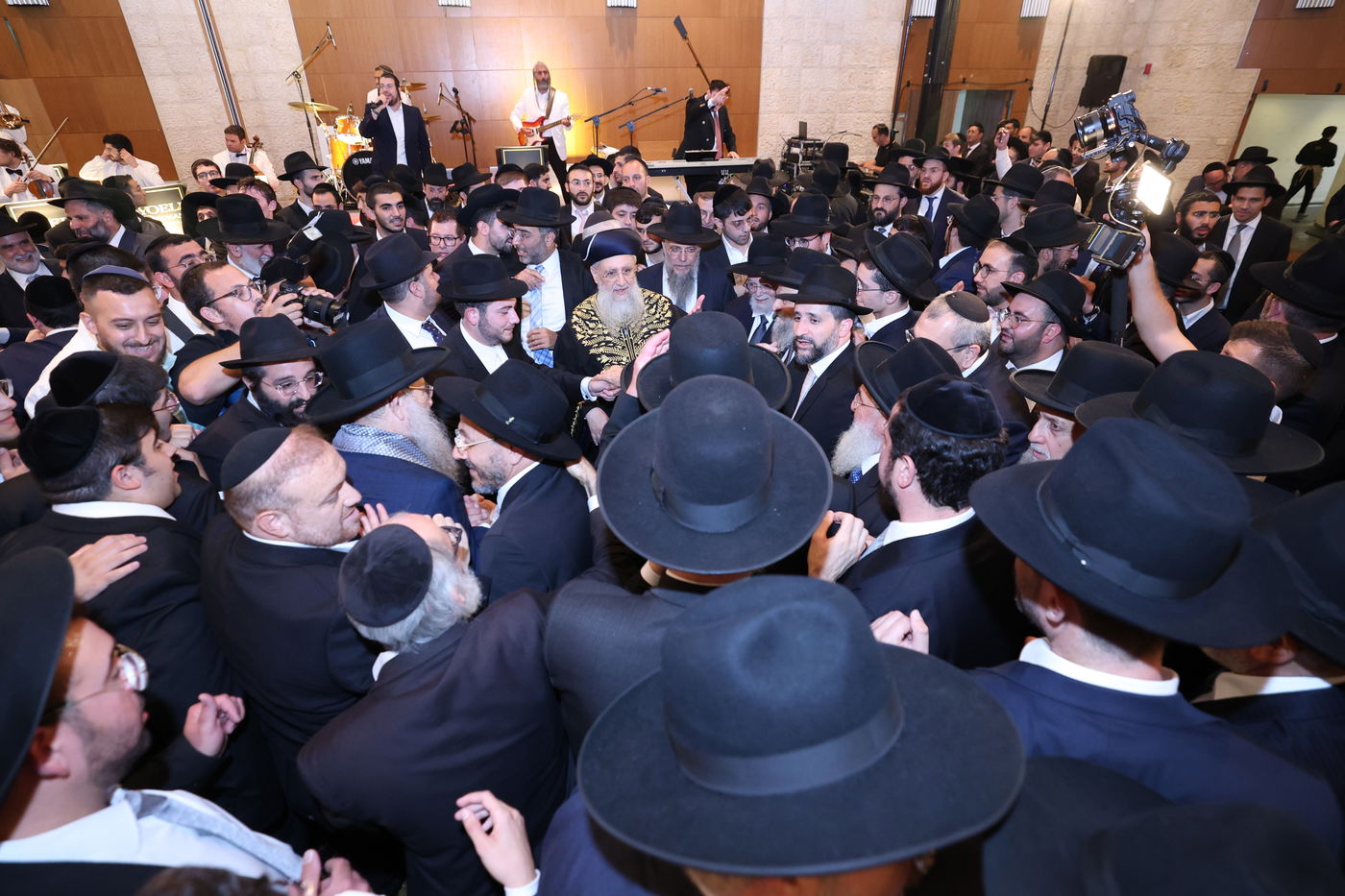 שמחת נישואי נכדת הראשל"צ הגאון רבי דוד יוסף