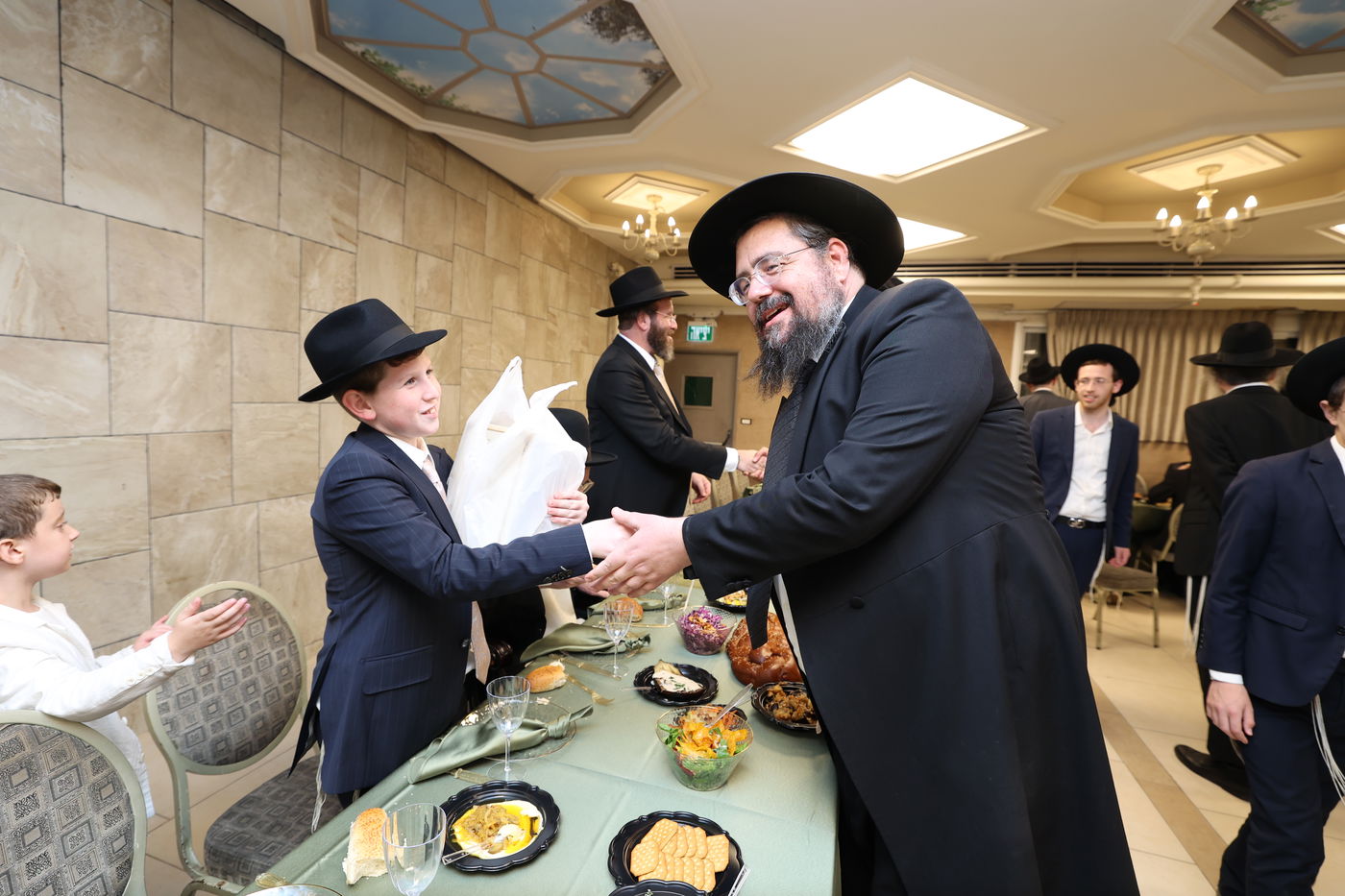 שמחת בר המצוה לנכד הגאון רבי אליעזר דינר