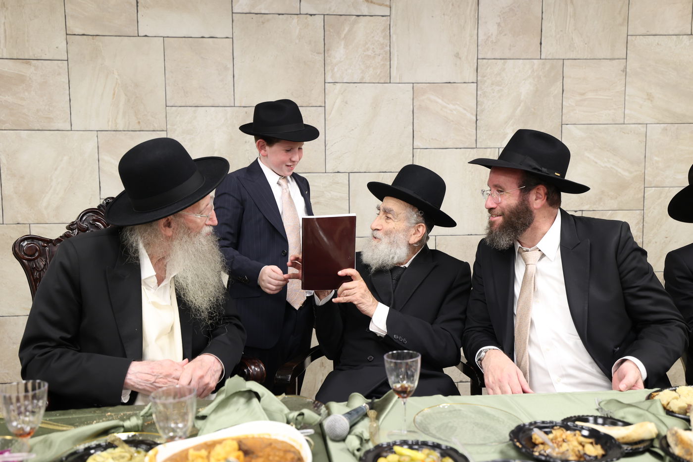 שמחת בר המצוה לנכד הגאון רבי אליעזר דינר