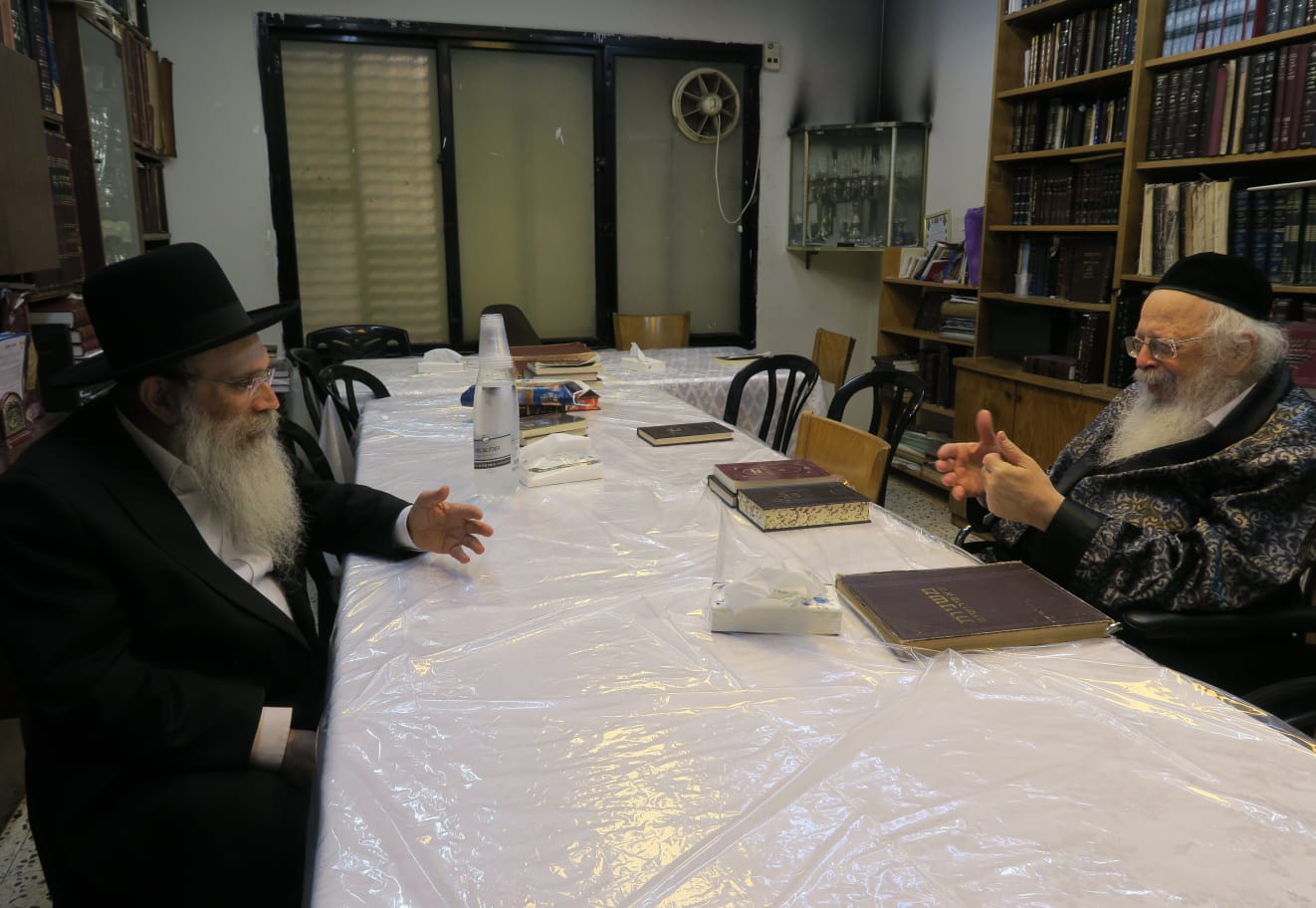 ביקור חולים אצל ה'שושנת יעקב' הגאון רבי יעקב הלוי גרנדש