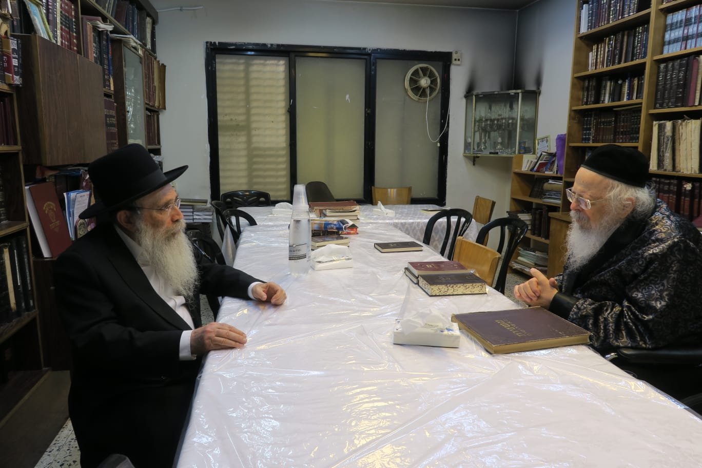 ביקור חולים אצל ה'שושנת יעקב' הגאון רבי יעקב הלוי גרנדש