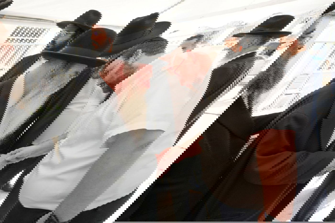 חנוכת המקווה בפתח תקווה על שמו של מנהיג 'בני תורה' הגר"א דויטש זצ"ל