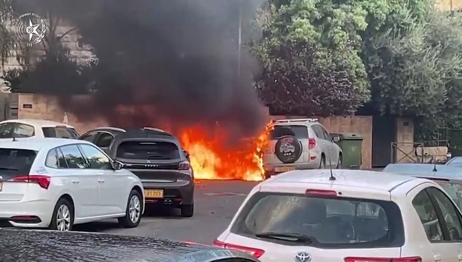 הרכב נשרף במחאות