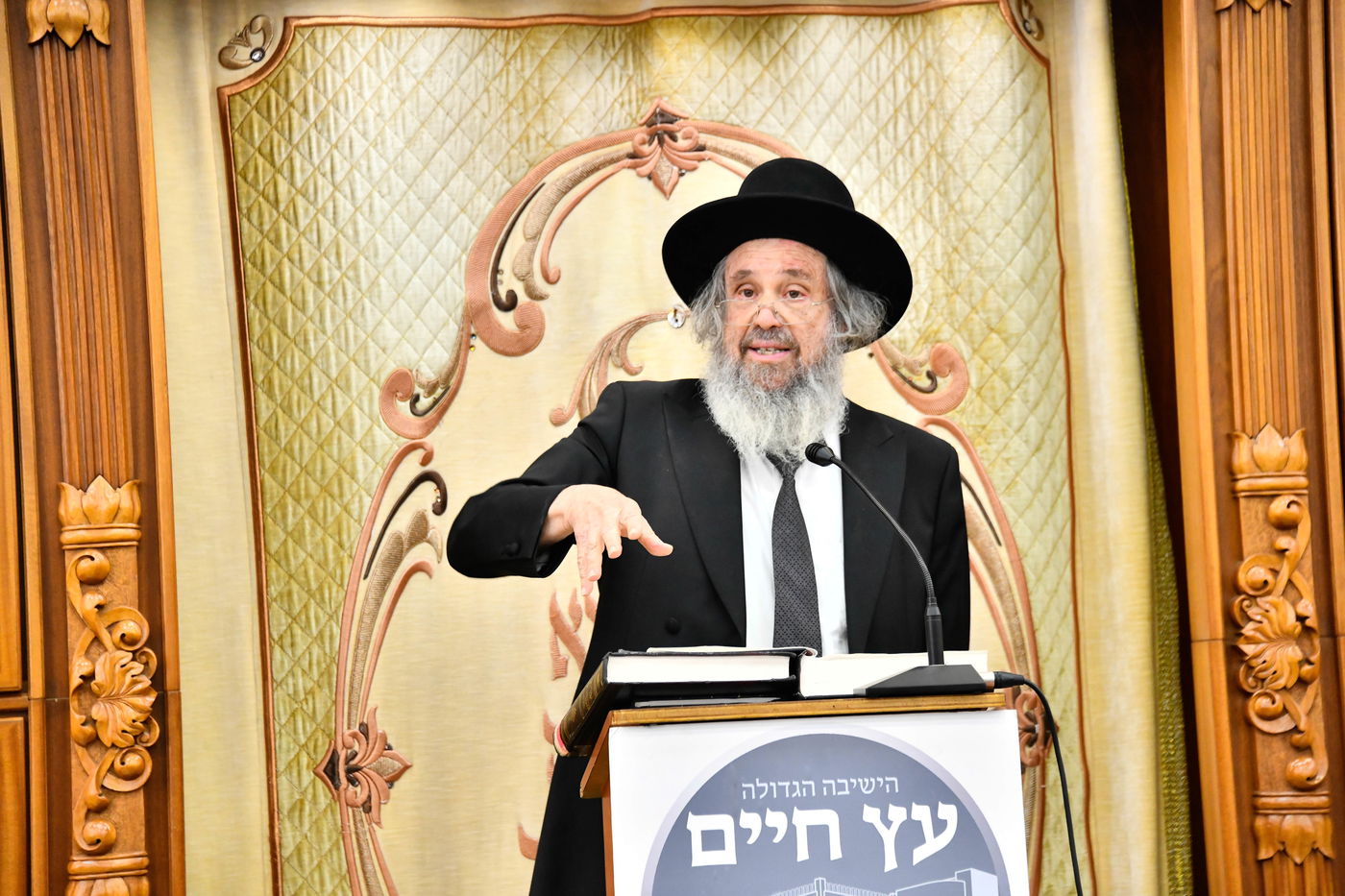 הגאון רבי דוד כהן בשיחת חיזוק בישיבת באבוב