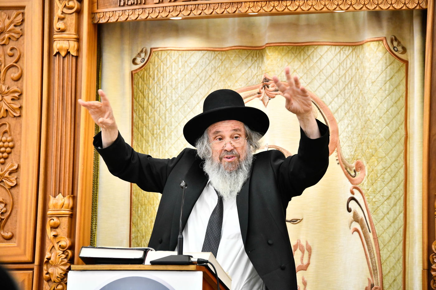 הגאון רבי דוד כהן בשיחת חיזוק בישיבת באבוב