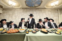 גלריה מיוחדת משמחת בר המצווה שאיחדה את גדולי התורה