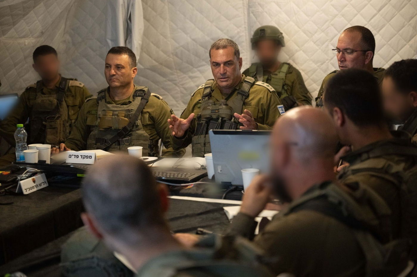 הרמטכ"ל בעזה, רגע לפני היציאה לכיבוש הרצועה