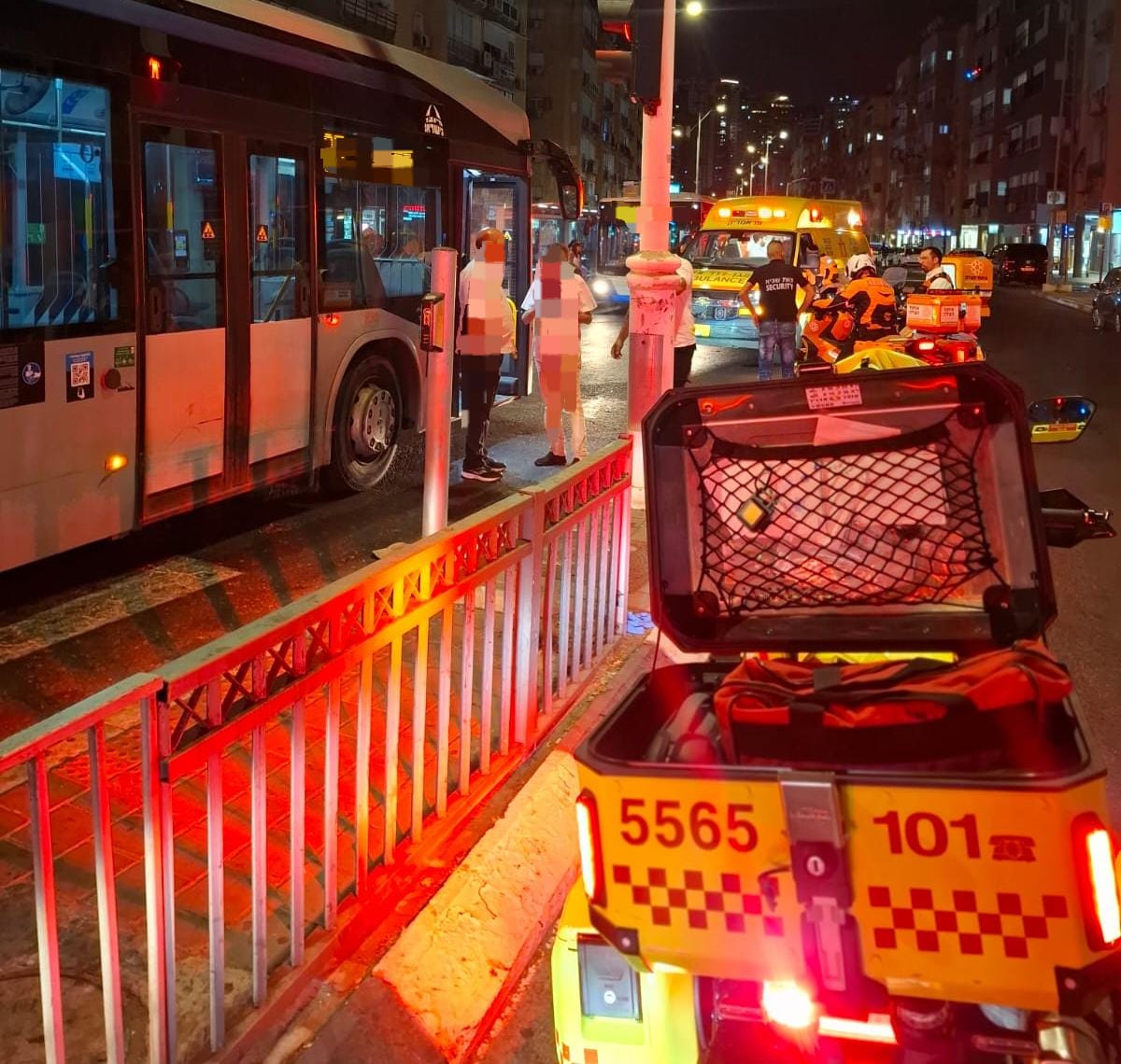 תאונה נוראה וקטלנית: בן 80 נדרס מאוטובוס ונהרג