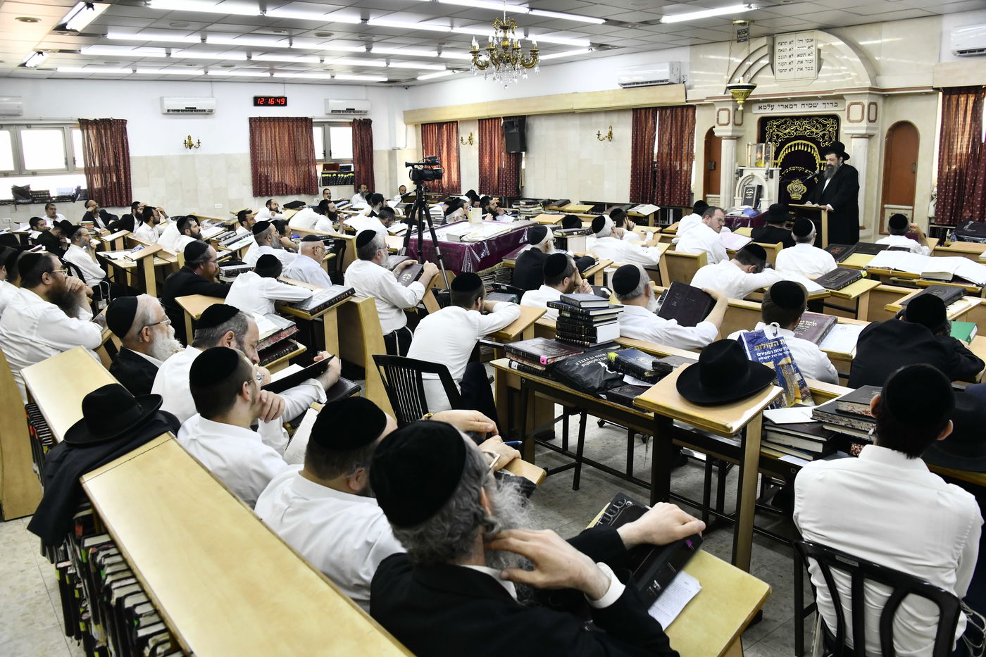 עצרת הספד על הגאון רבי אלטר דוד חיים שטרן זצ"ל