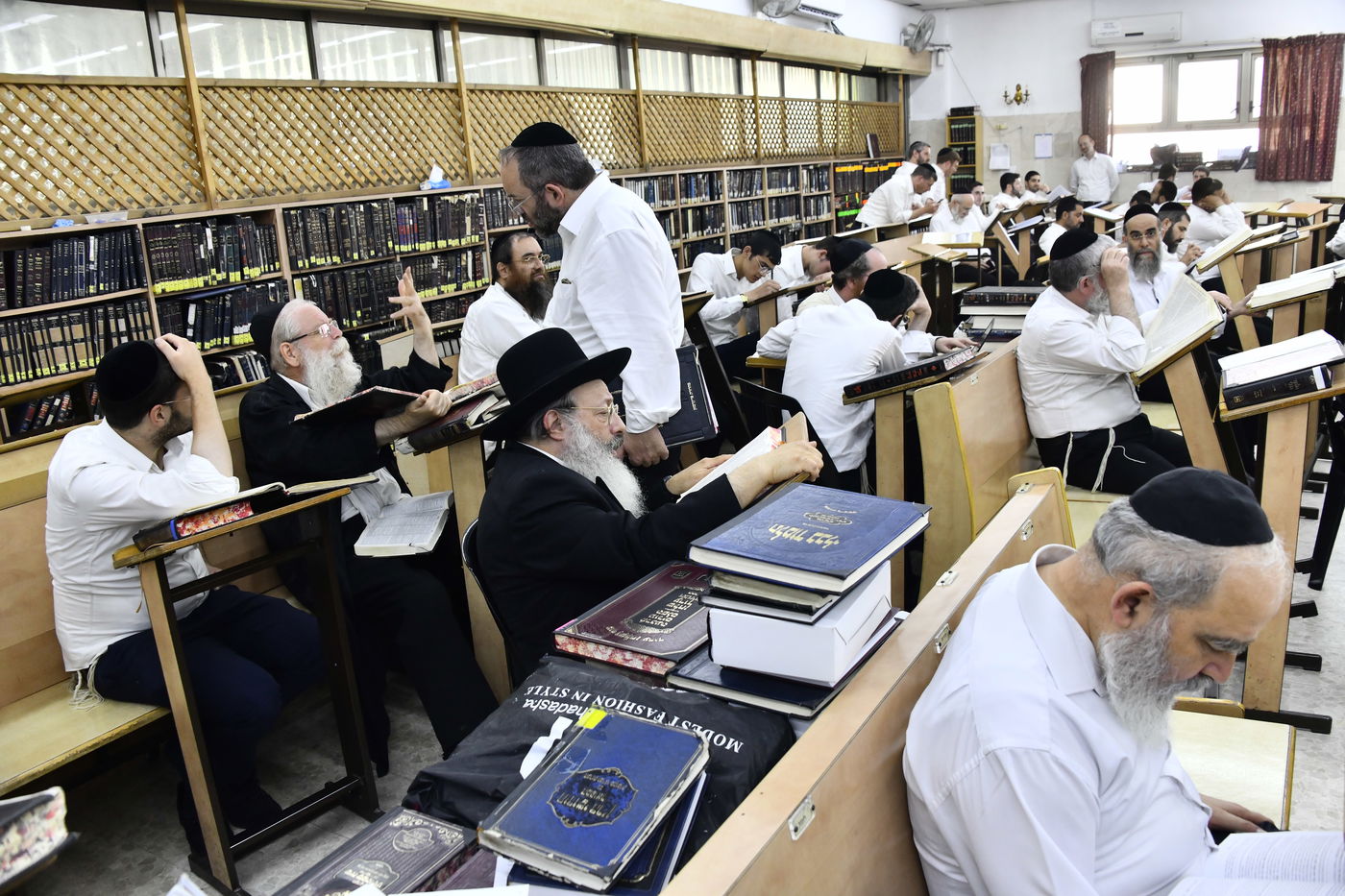 עצרת הספד על הגאון רבי אלטר דוד חיים שטרן זצ"ל