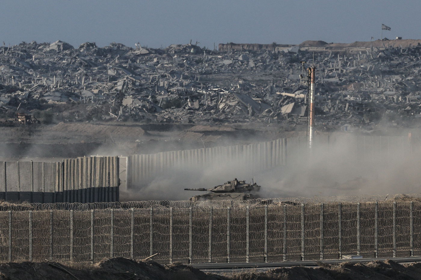 עזה, כפי שנראית מהגבול עם ישראל