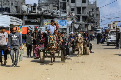 צה"ל נערך: חשש שחמאס ינסה להבריח את החטופים בתוך ההמון