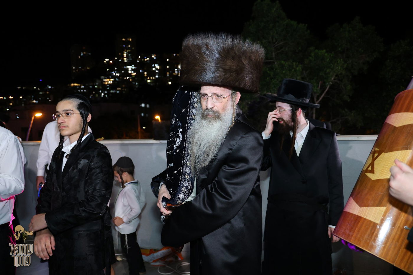 הכנסת ס"ת עתיק לביהכ"נ 'נץ החמה' בחיפה