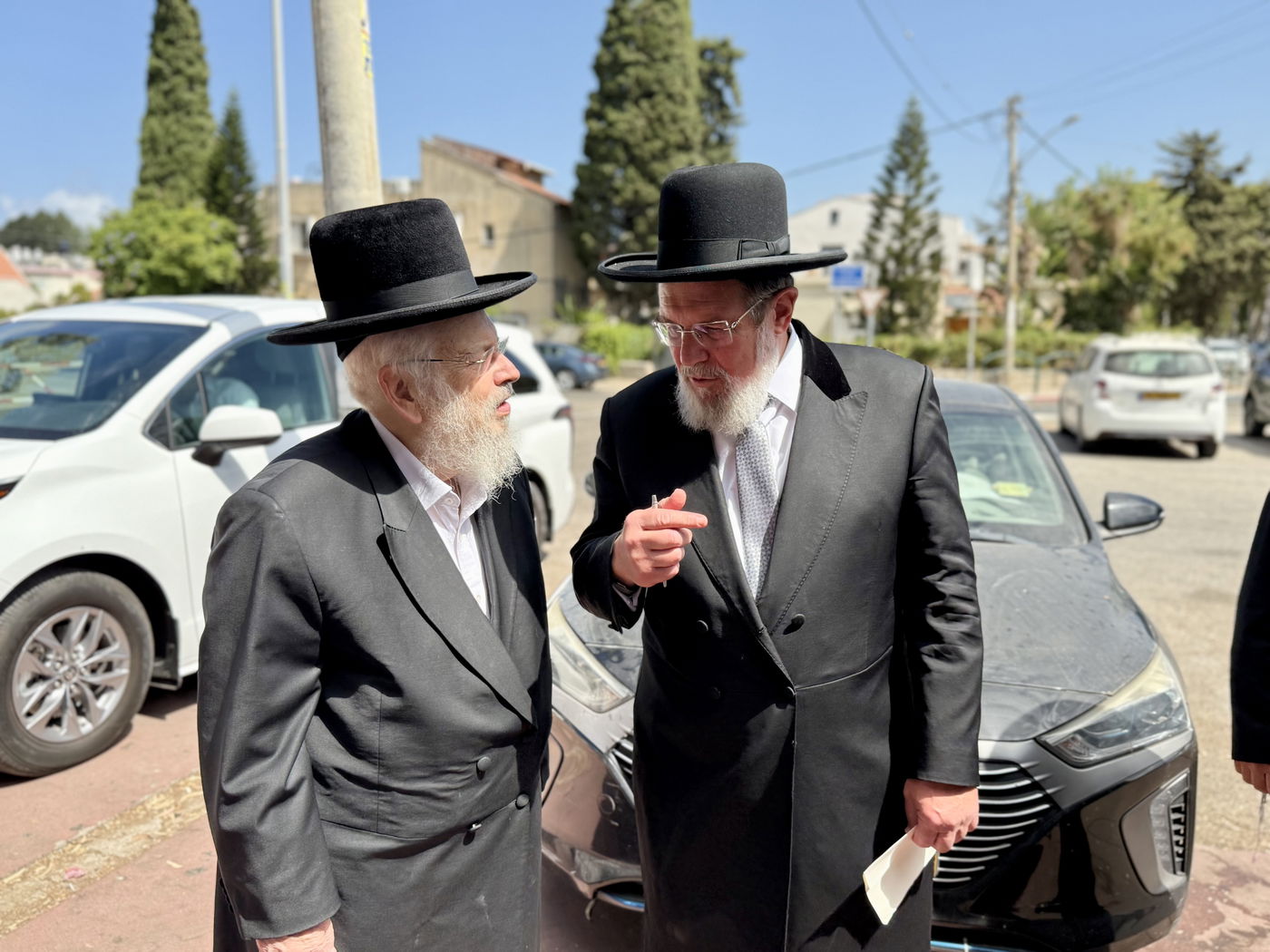 הגר"ק בר בביקור בישיבת 'תומכי תמימים ליובאוויטש' בקריות