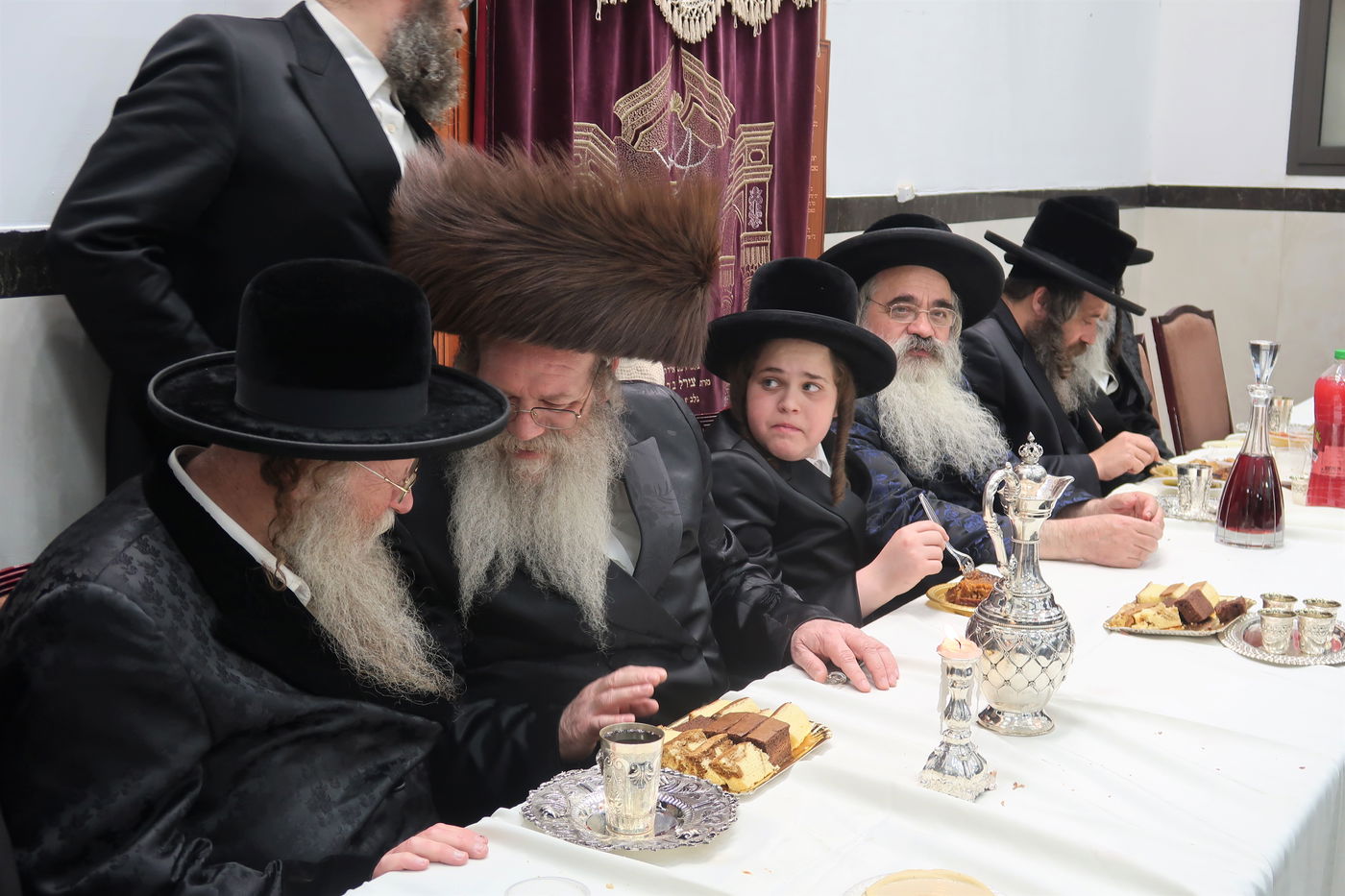 שמחת בר מצוה לבן זקוניו של האדמו"ר מלעלוב בראנוביץ