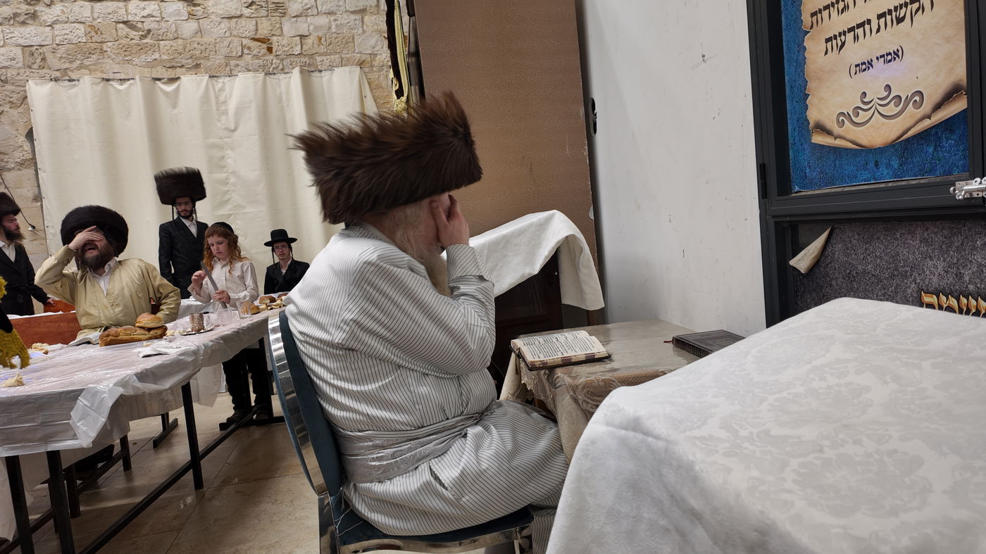 האדמו"ר ממבקשי אמונה בצפת