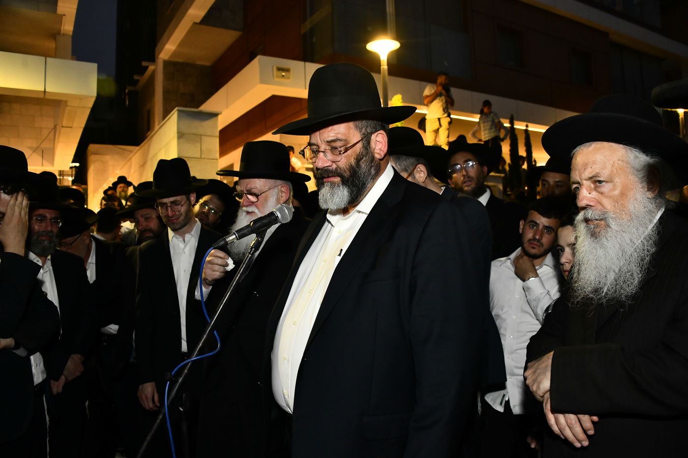 הלווית הקדוש הרב אלטר ישראל הכהן מצנר הי"ד