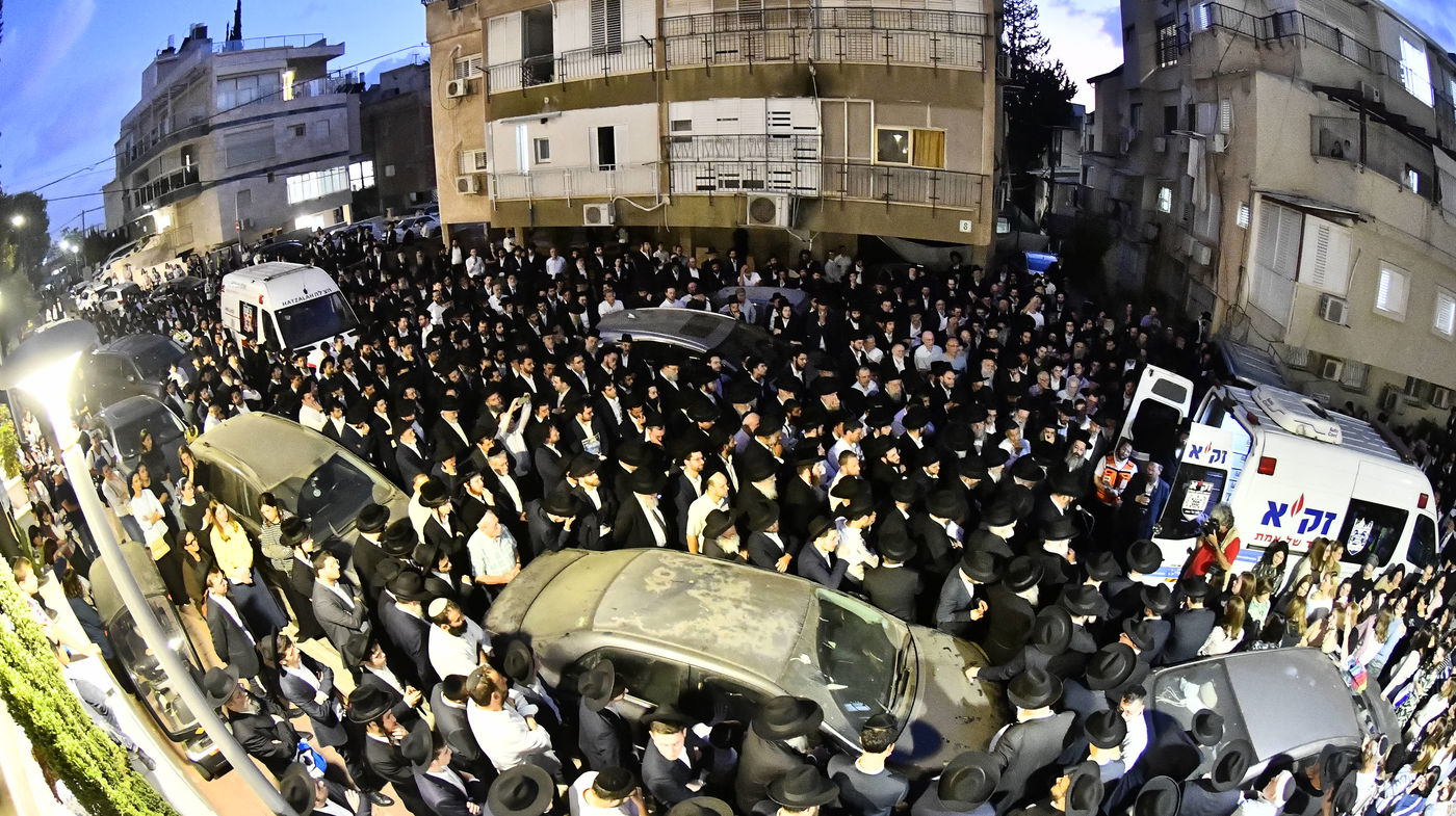 הלווית הקדוש הרב אלטר ישראל הכהן מצנר הי"ד