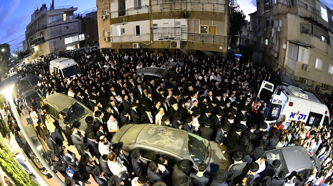 הלווית הקדוש הרב אלטר ישראל הכהן מצנר הי"ד