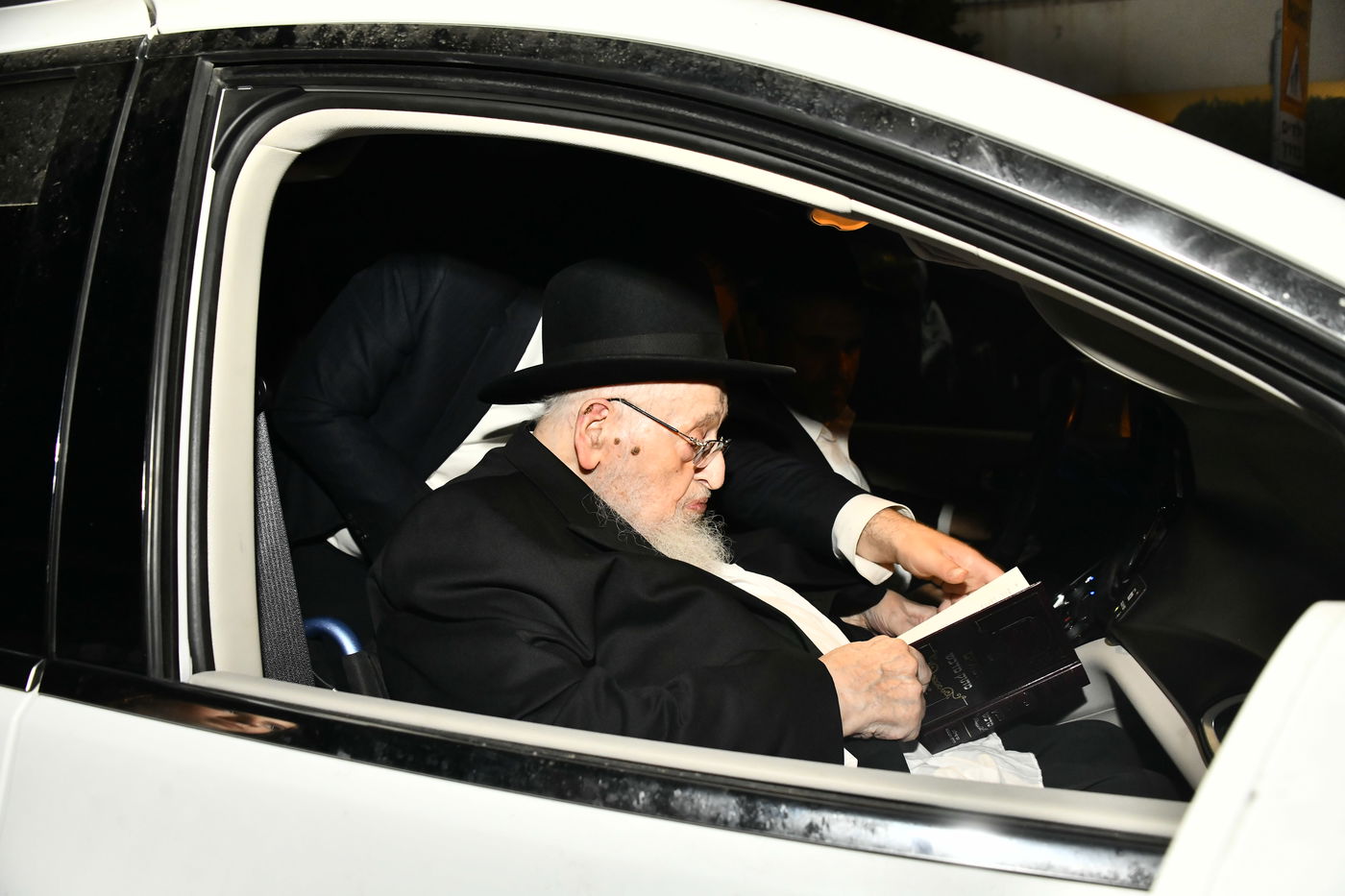 הלווית הקדוש הרב אלטר ישראל הכהן מצנר הי"ד