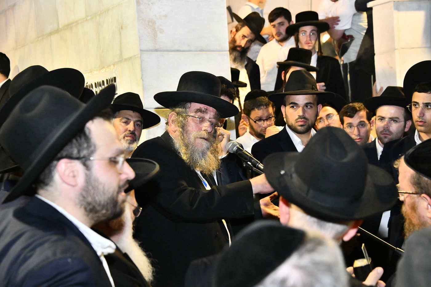 הלווית הקדוש הרב אלטר ישראל הכהן מצנר הי"ד