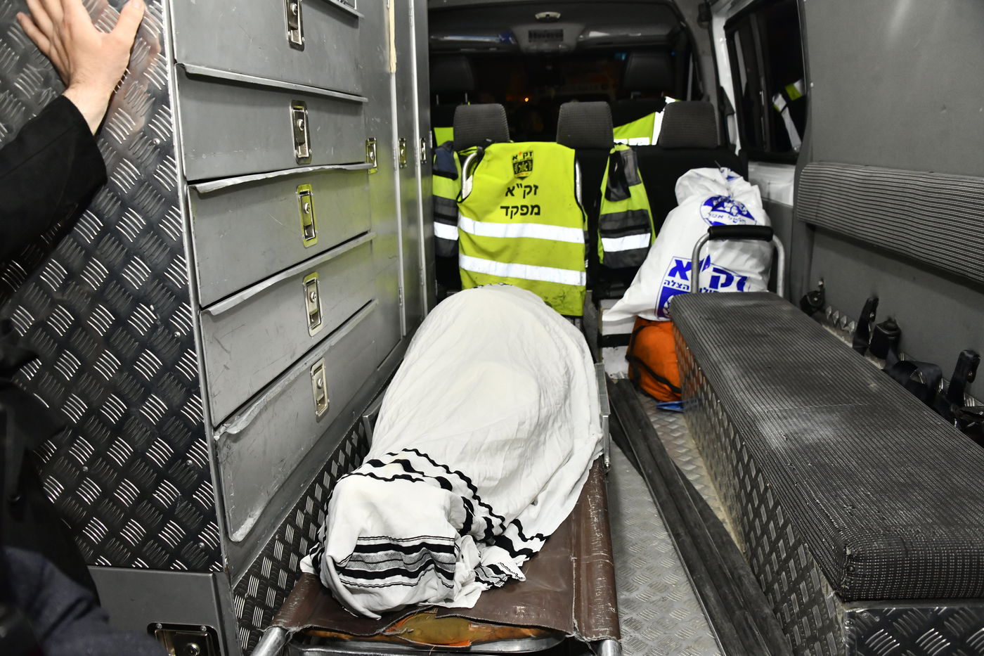 הלווית הקדוש הרב אלטר ישראל הכהן מצנר הי"ד