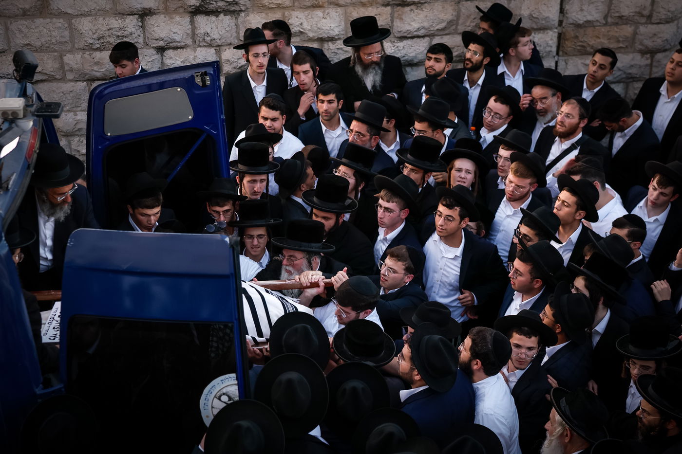 הלווית הקדוש הרב לוי יצחק פש הי"ד