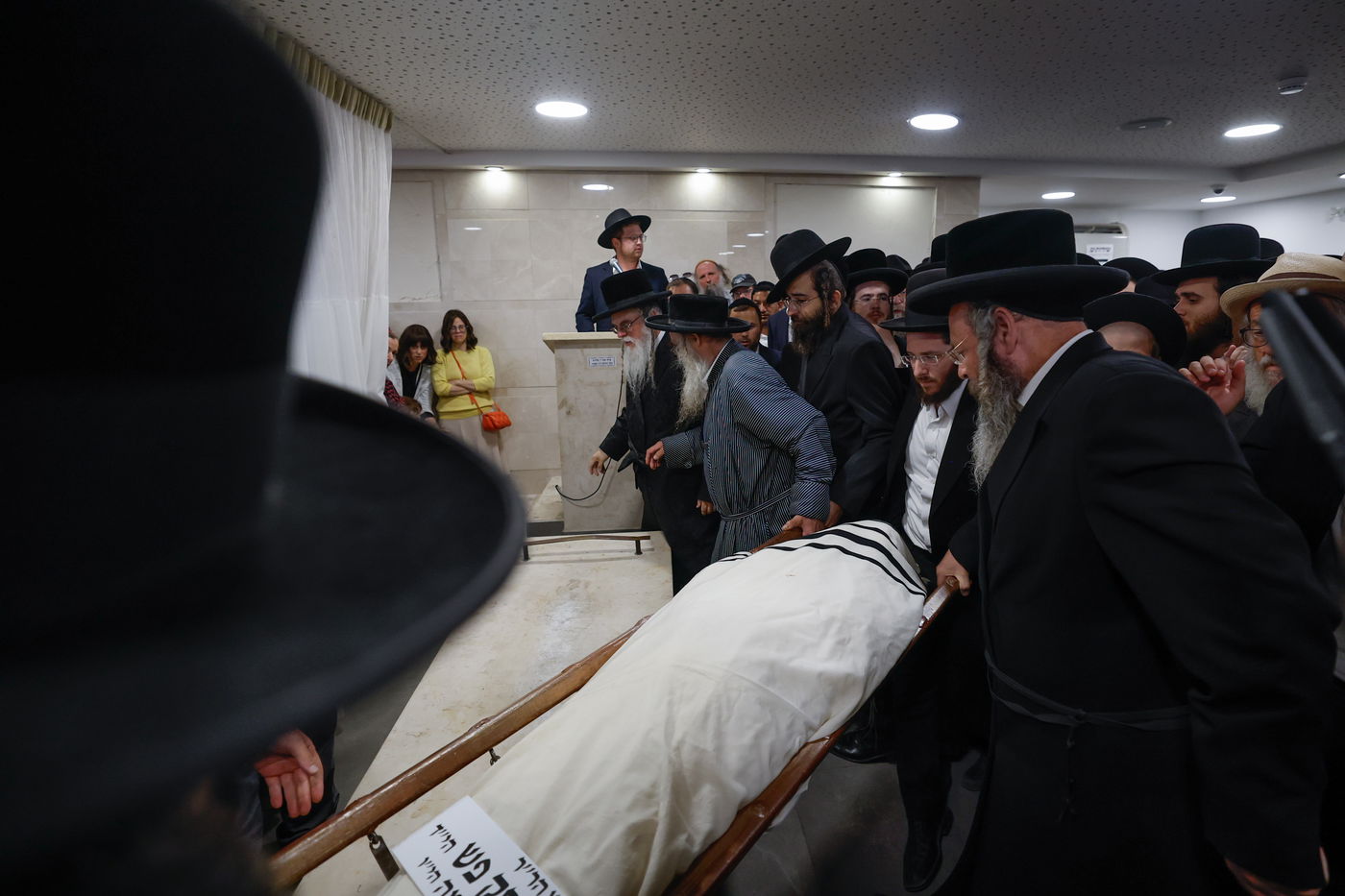 הלווית הקדוש הרב לוי יצחק פש הי"ד