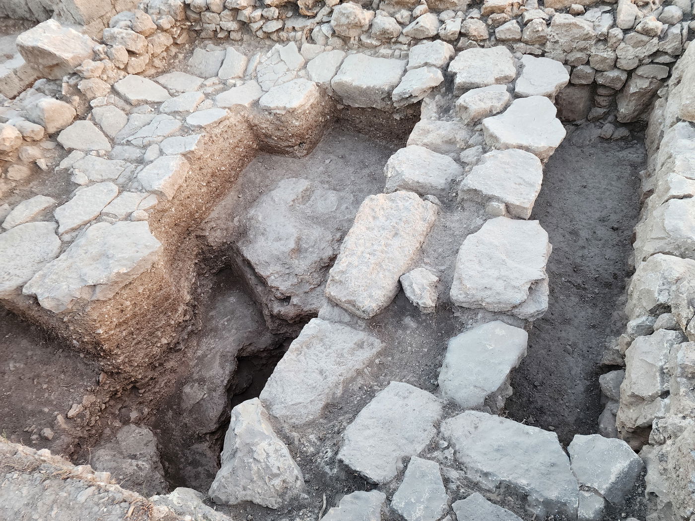 המקווה הנדיר בכפר קאסם | אחוזה שומרונית מפוארת