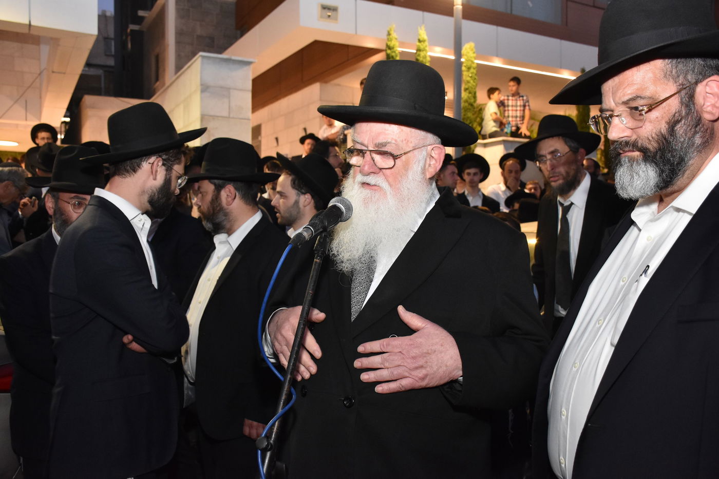 הלווית הקדוש הרב אלטר ישראל הכהן מצנר הי"ד