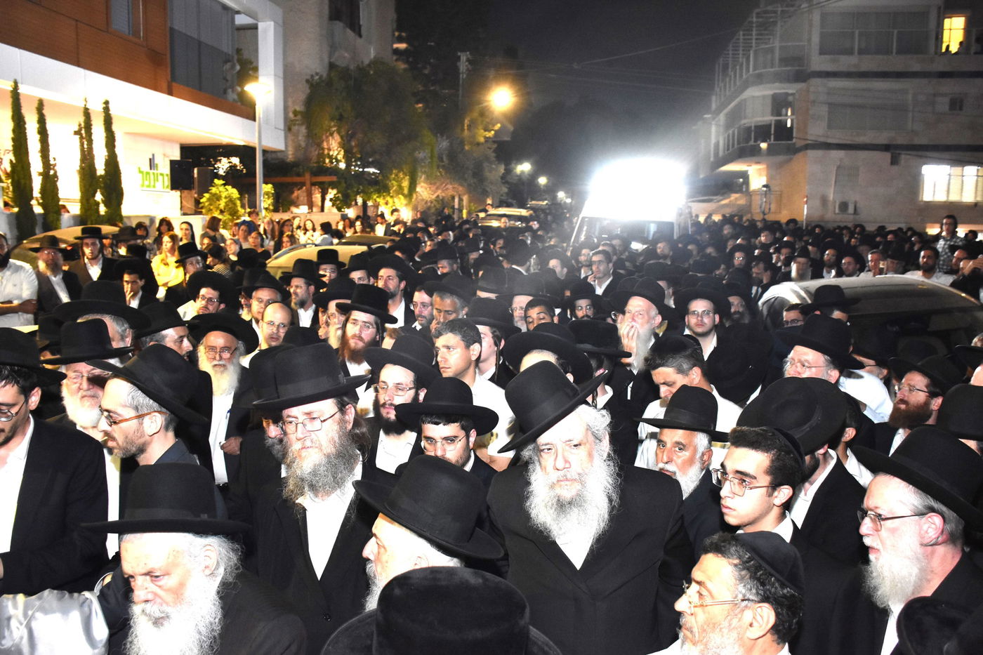 הלווית הקדוש הרב אלטר ישראל הכהן מצנר הי"ד