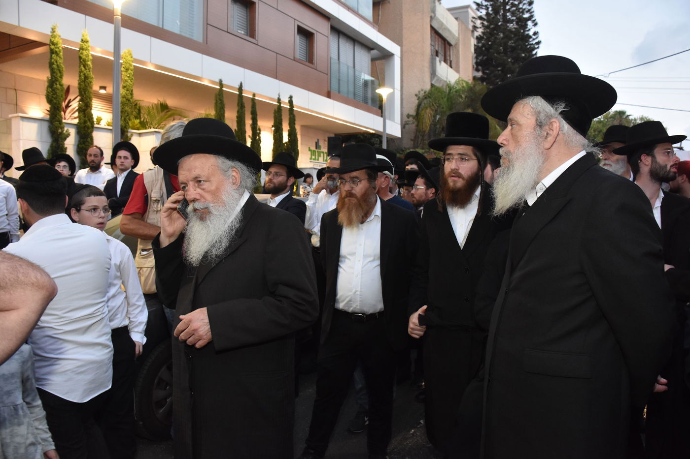 הלווית הקדוש הרב אלטר ישראל הכהן מצנר הי"ד