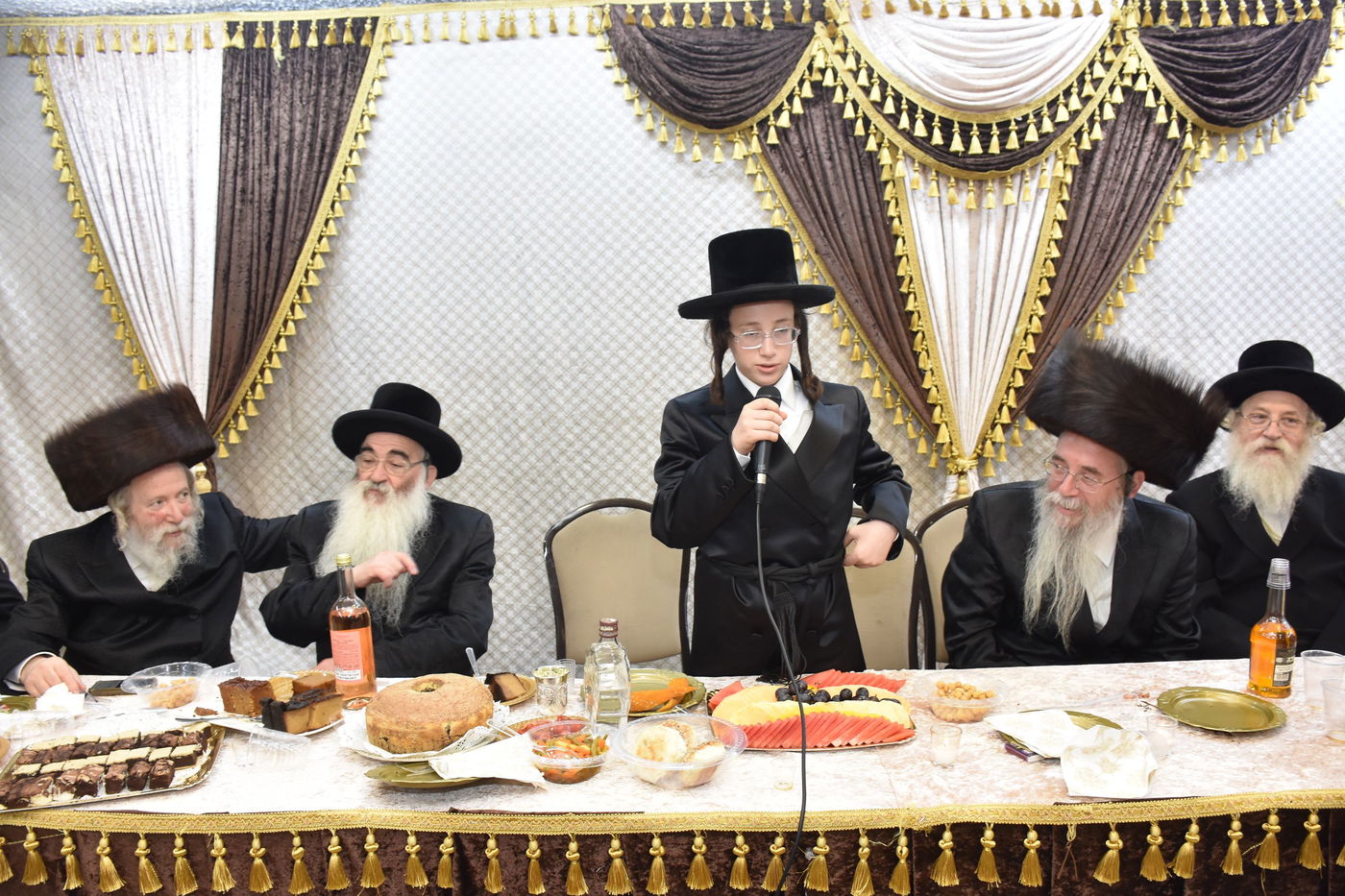 שמחת בר המצווה לנכד גאב"ד ערלוי בני ברק