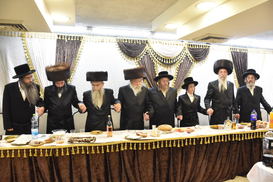שמחת בר המצווה לנכד גאב"ד ערלוי בני ברק