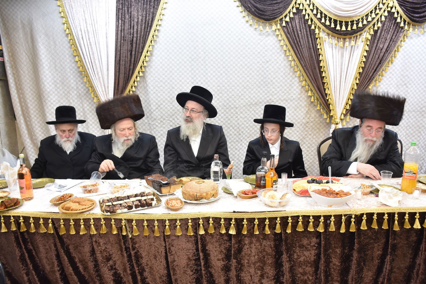 שמחת בר המצווה לנכד גאב"ד ערלוי בני ברק