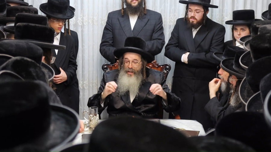 בחורי תולדות אהרן אצל האדמו"ר מתולדות משה